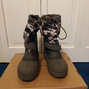 Kids Columbia Winter Boots